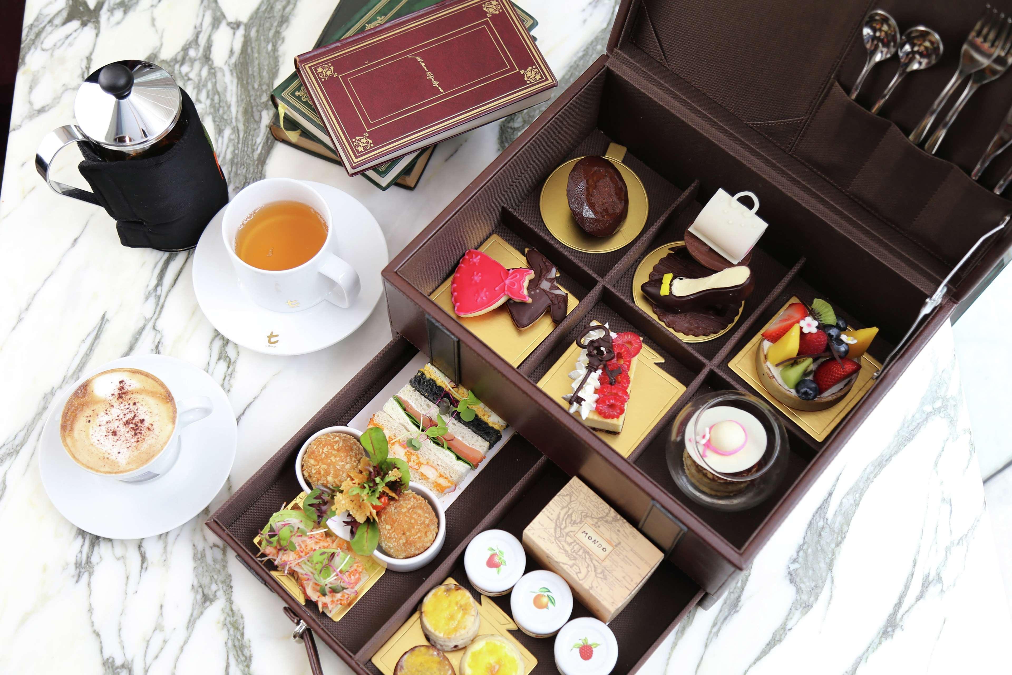 Hilton Sukhumvit Bangkok Hotel Bagian luar foto